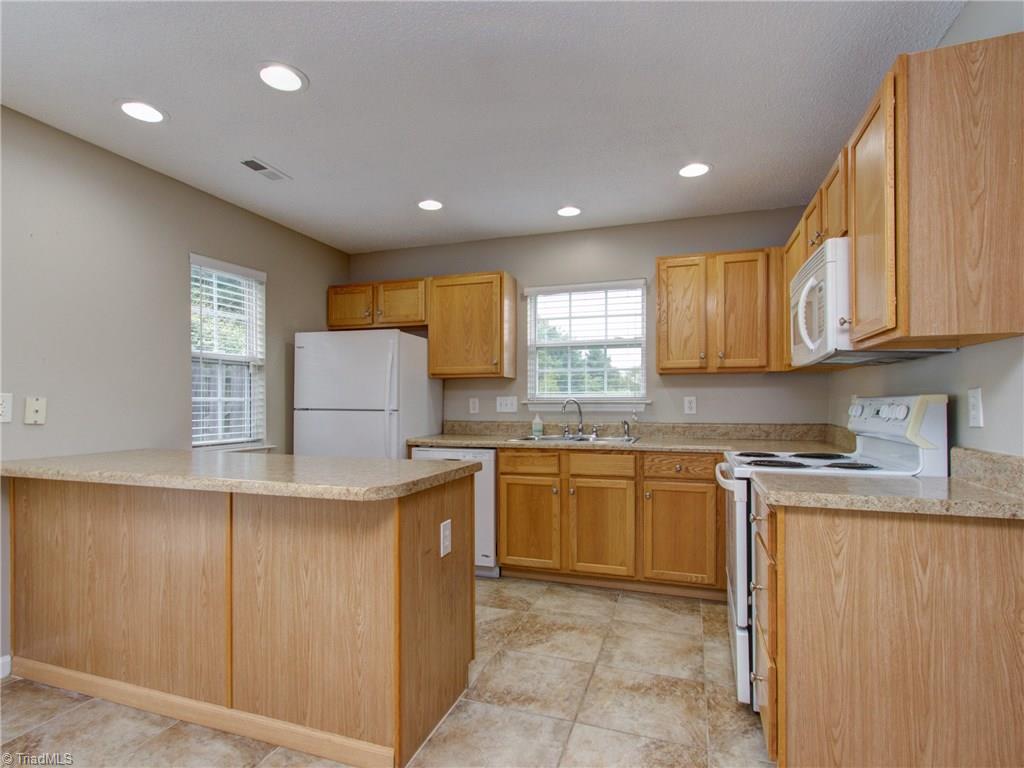 4545 Cross Ridge Lane Greensboro, NC 27410 - Photo 8 of 30