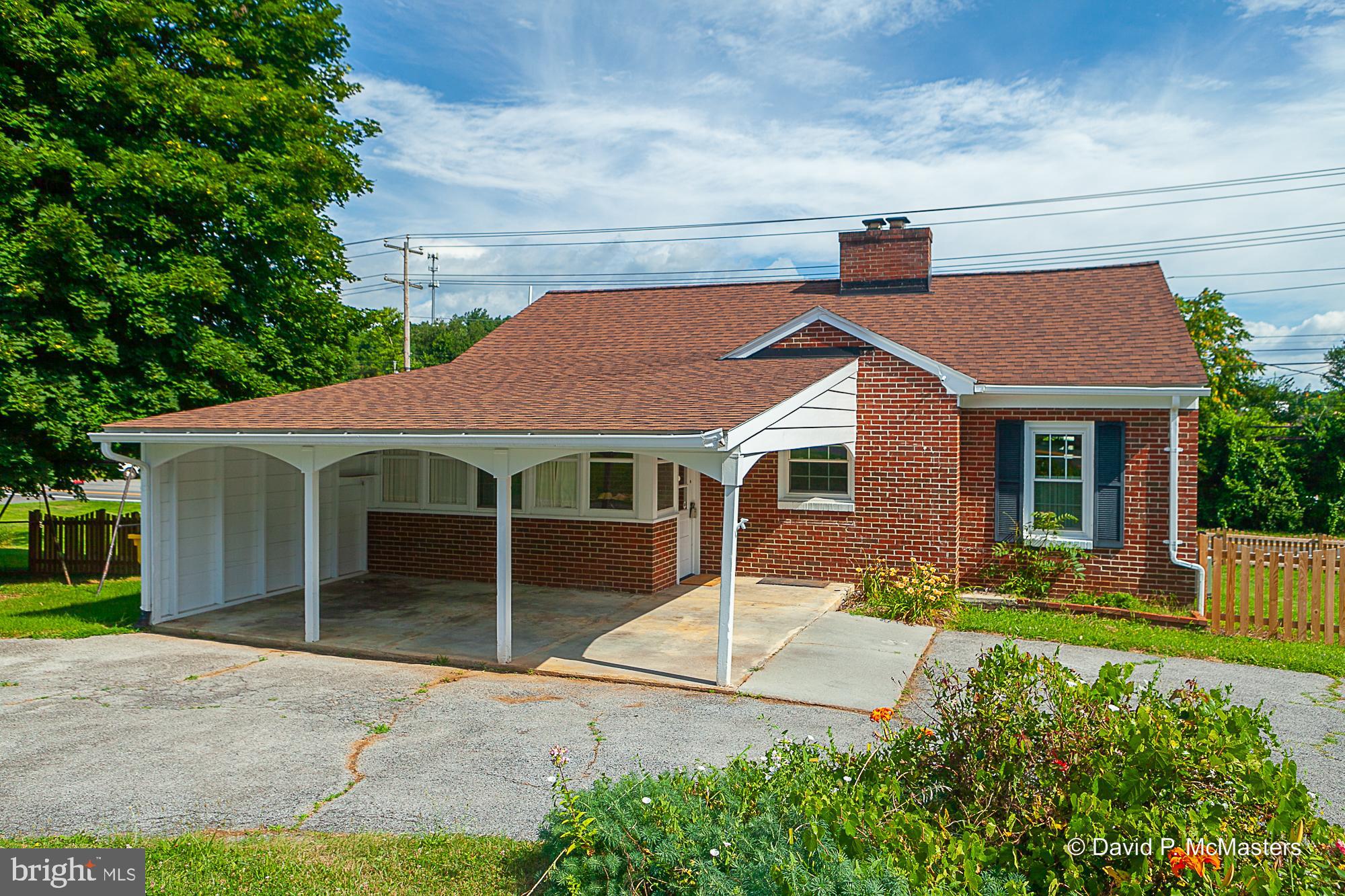 2153 Henshaw Road Inwood, WV 25428 - Photo 7 of 53 Gallery Image 7