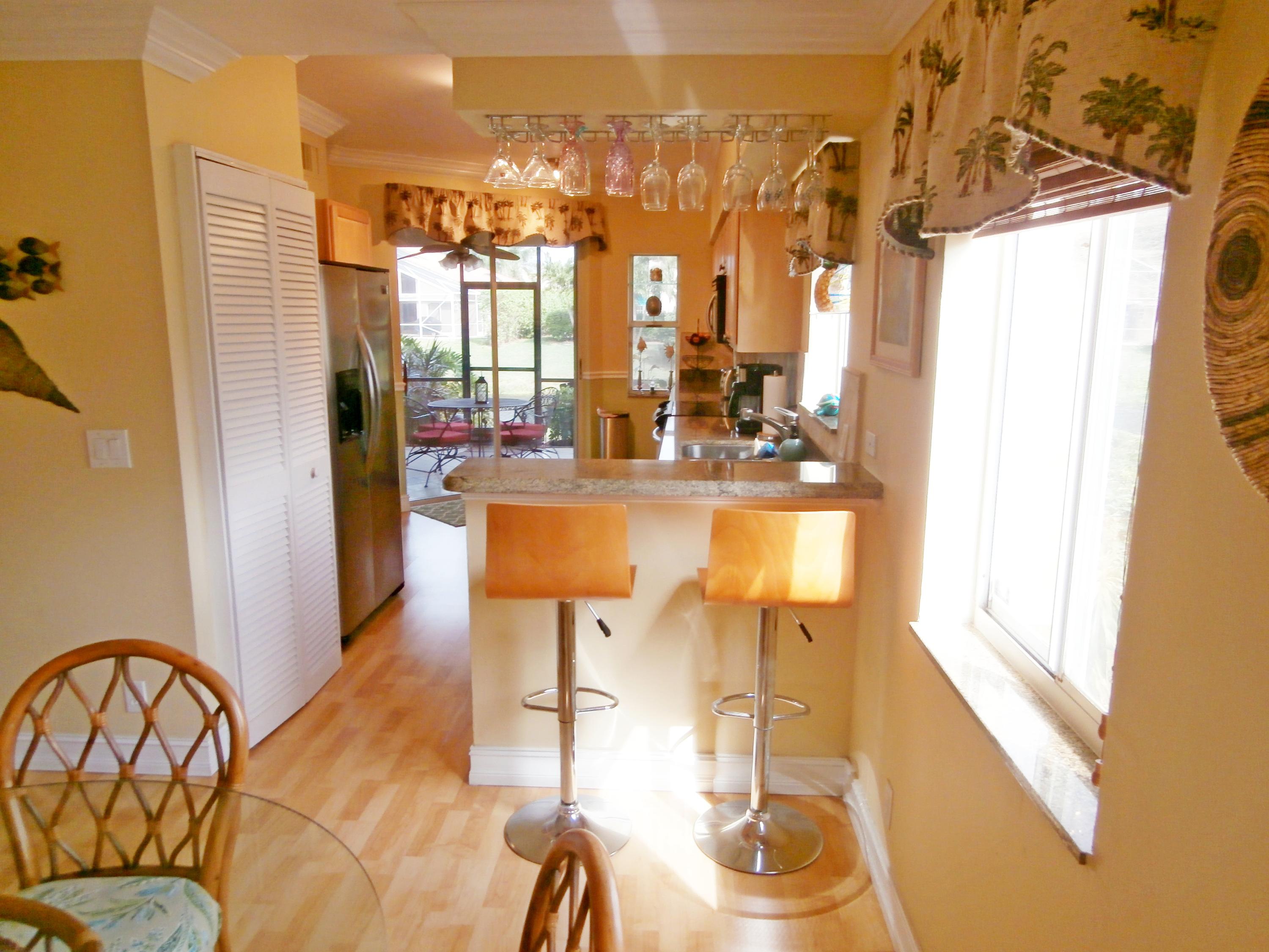 23109 Aqua View, Unit 6 Boca Raton, FL 33433 - Photo 10 of 25 Kitchen