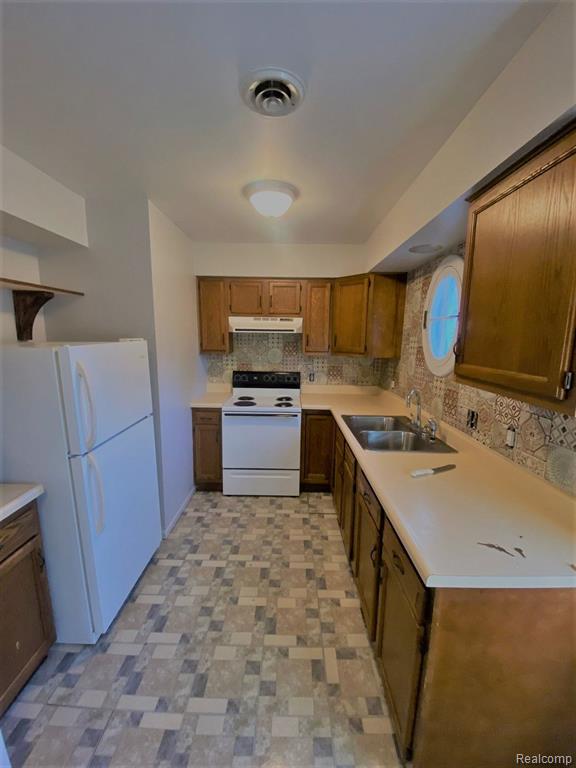 319 Washington Street, Unit 3 Monroe, MI 48161 - Photo 3 of 4