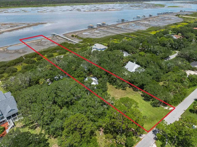 a view of a lush green field