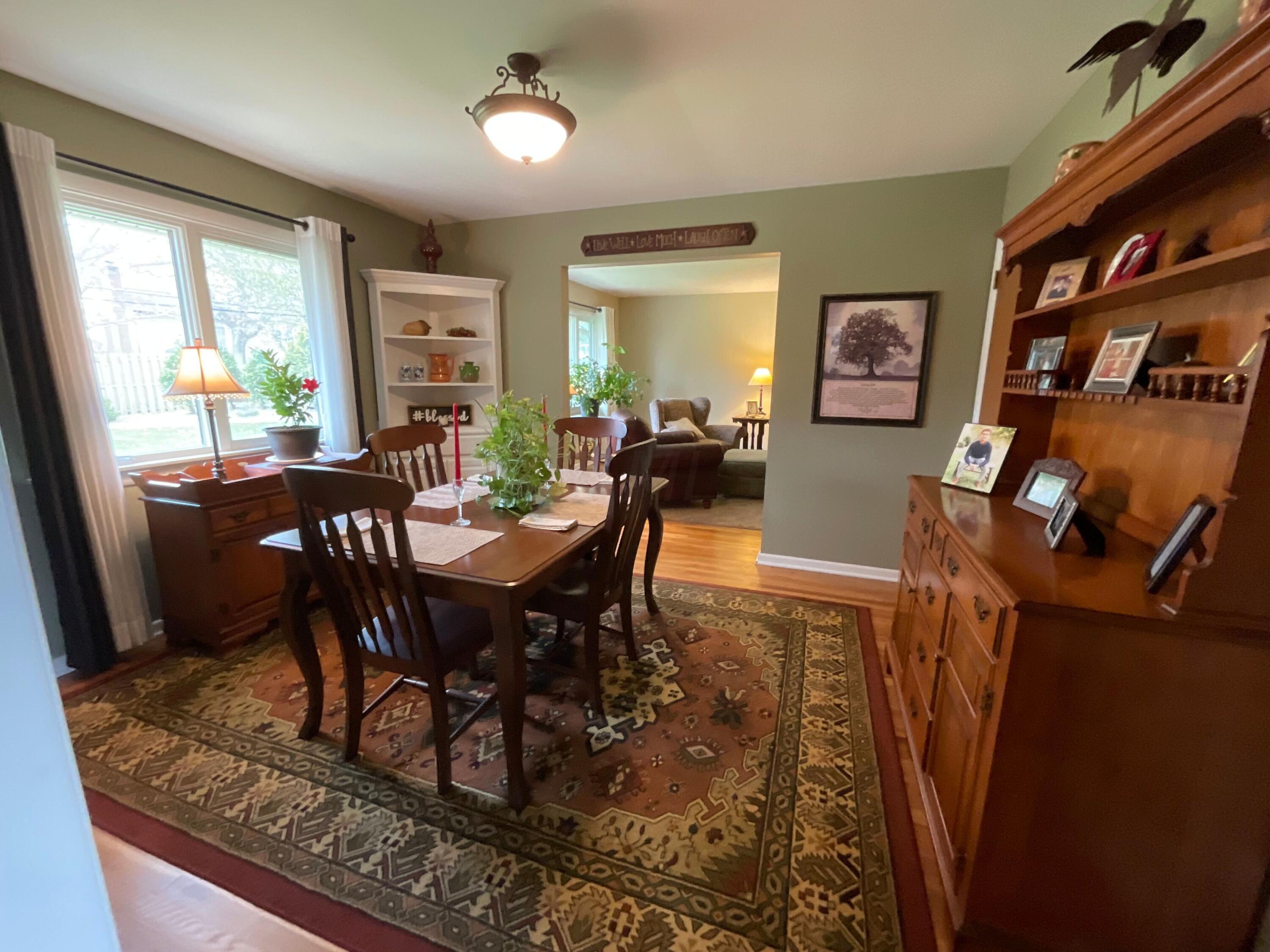 5855 Rocky Rill Road Columbus, OH 43235 - Photo 9 of 38 Dining Room 1