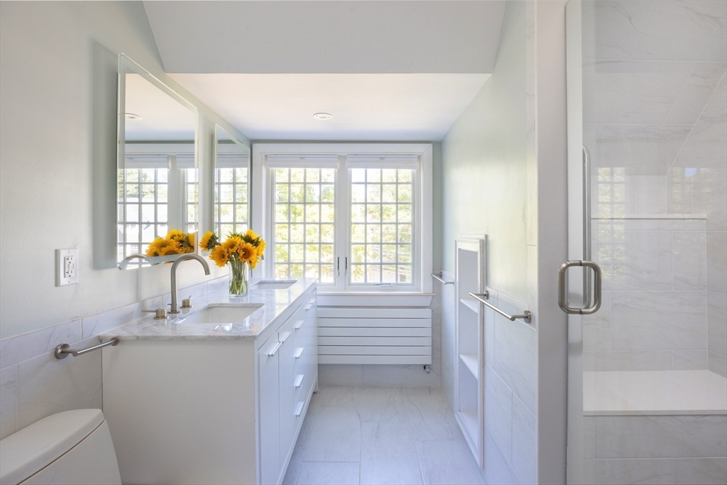 476 Heath Street Brookline, MA 02467 - Photo 19 of 24