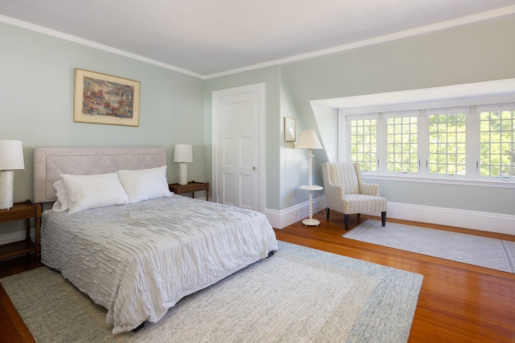 476 Heath Street Brookline, MA 02467 - Photo 20 of 24