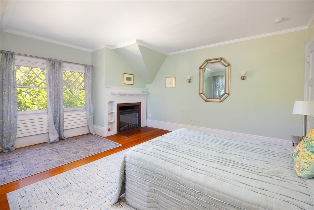 476 Heath Street Brookline, MA 02467 - Photo 21 of 24