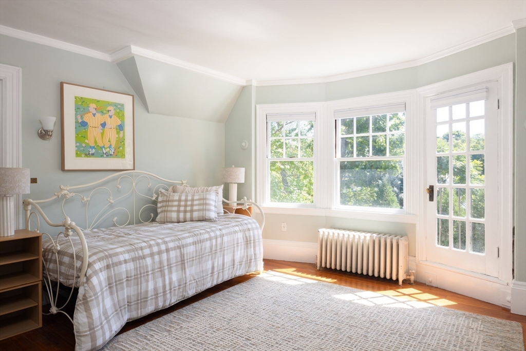 476 Heath Street Brookline, MA 02467 - Photo 23 of 24