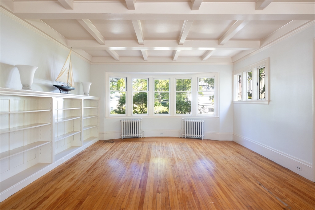 476 Heath Street Brookline, MA 02467 - Photo 10 of 24