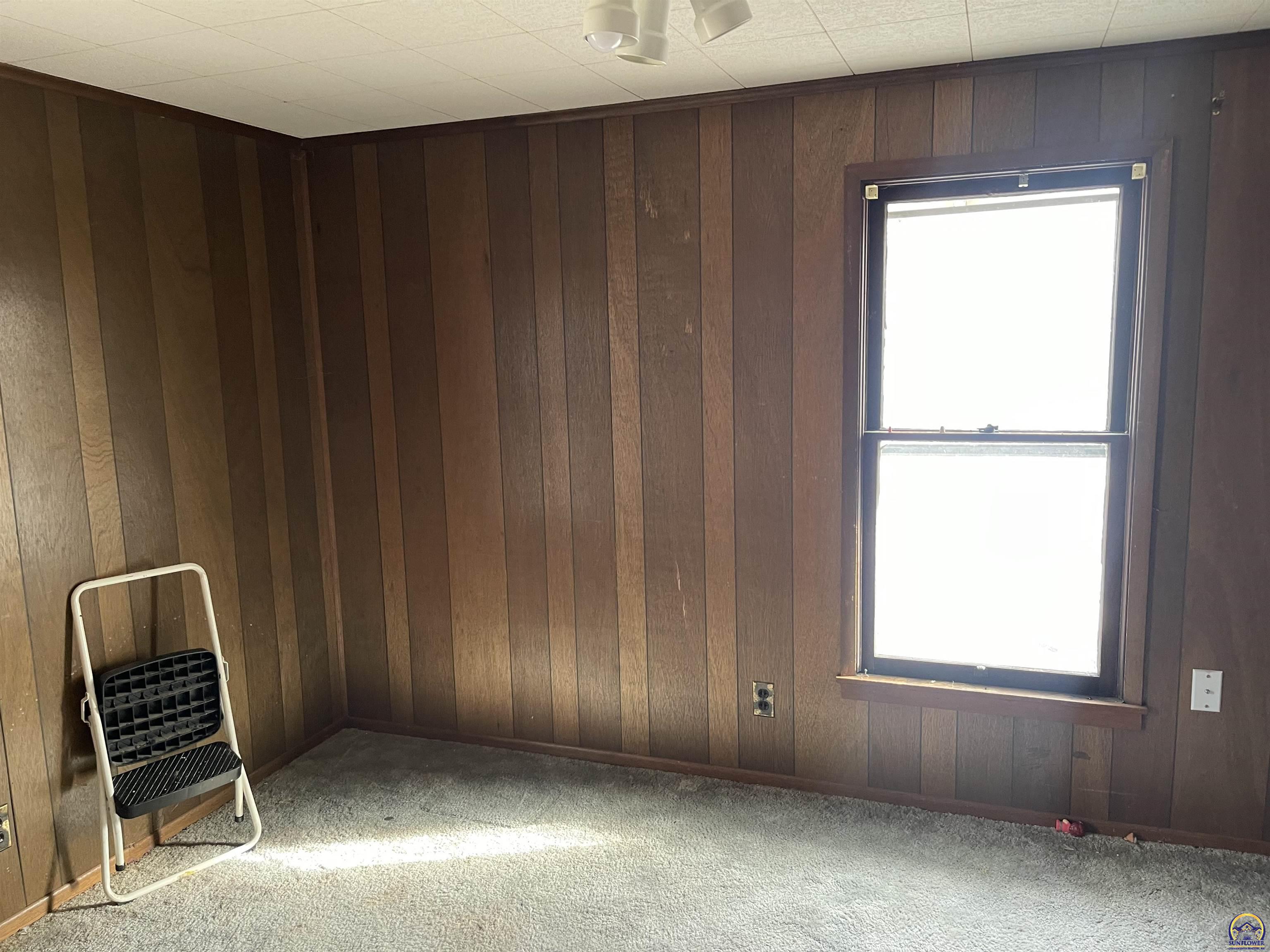 505 Frazier Street Valley Falls, KS 66088 - Photo 19 of 67