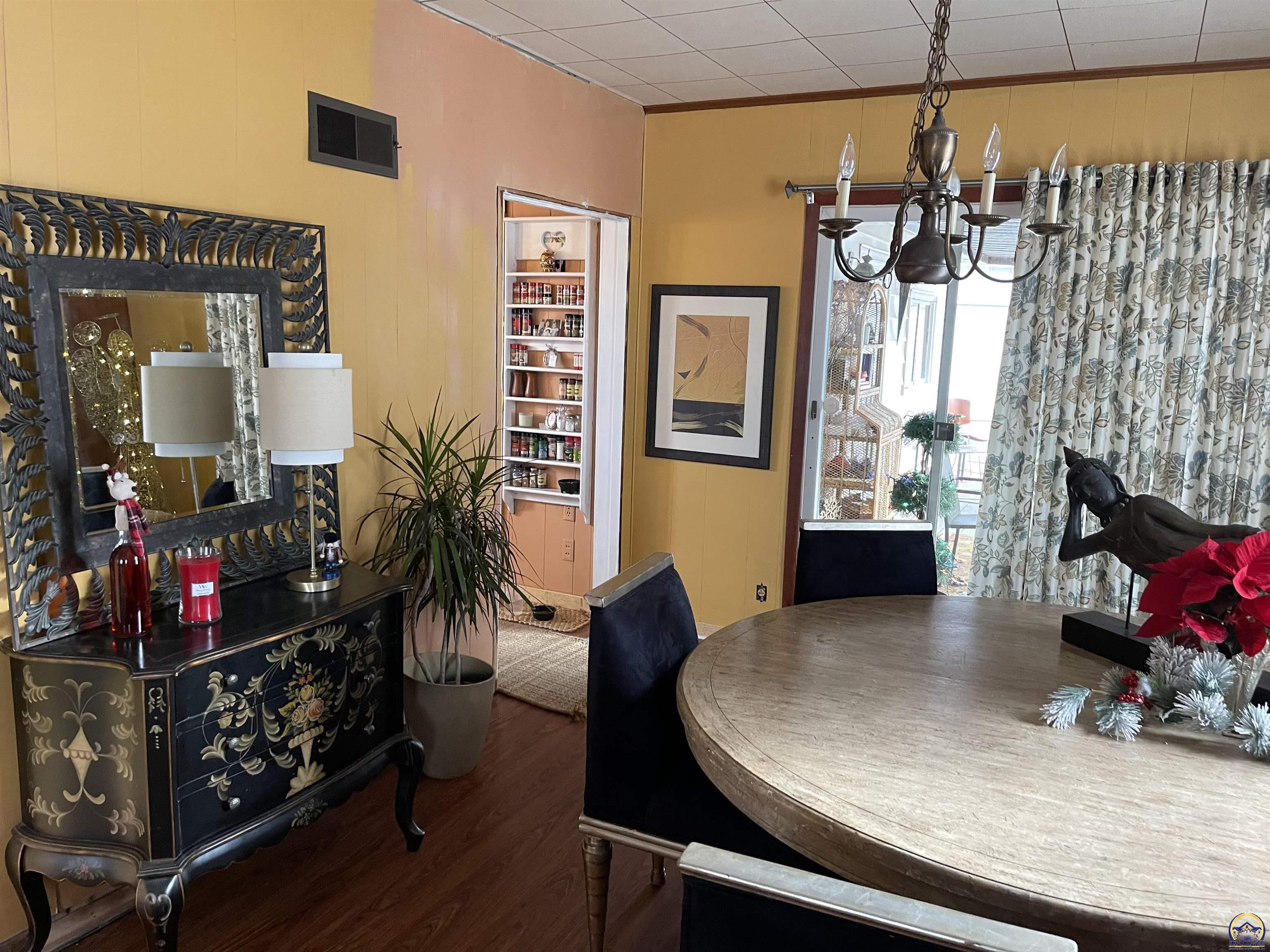 505 Frazier Street Valley Falls, KS 66088 - Photo 29 of 67 prior to tenants moving in