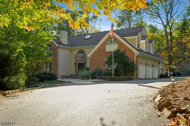 a view of a building with sitting area