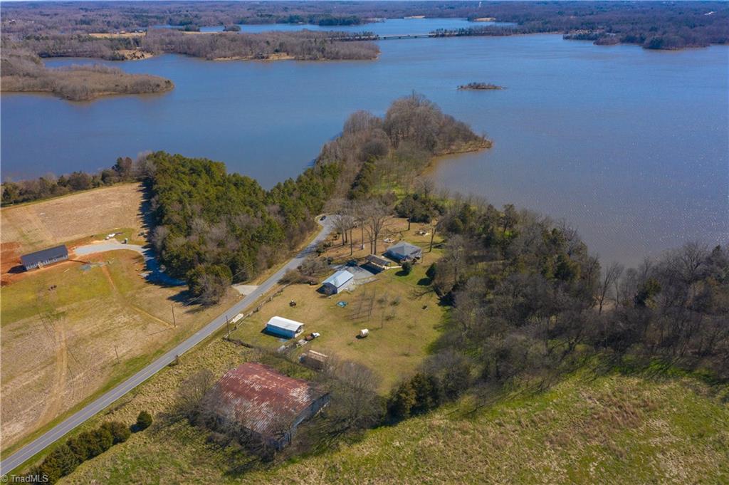 5531 Davis Country Road Randleman, NC 27317 - Photo 4 of 21