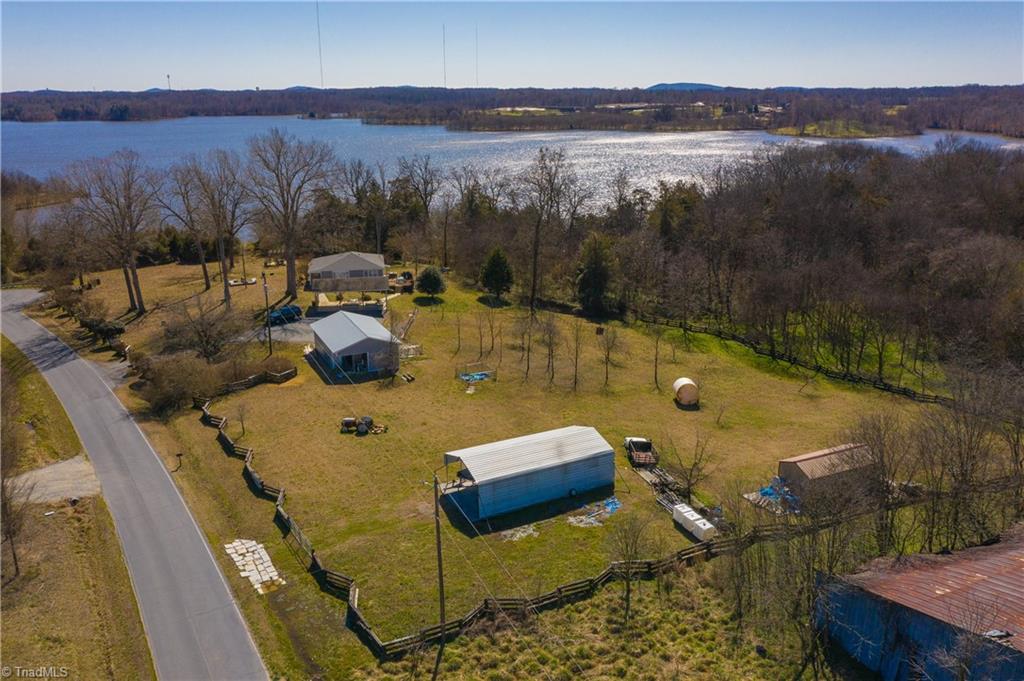 5531 Davis Country Road Randleman, NC 27317 - Photo 6 of 21