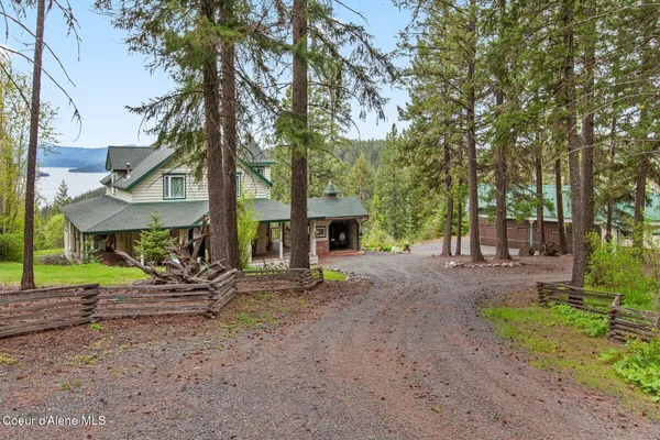 $949,000 | 3467 East Sunset Drive, Harrison, ID 83833