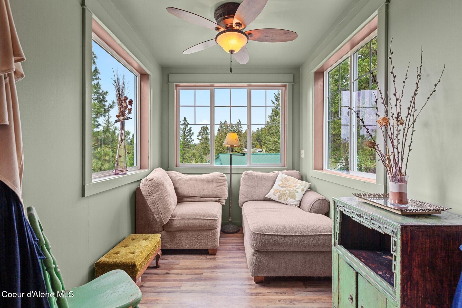 3467 East Sunset Drive Harrison, ID 83833 - Photo 14 of 54 Second Level Sitting Area