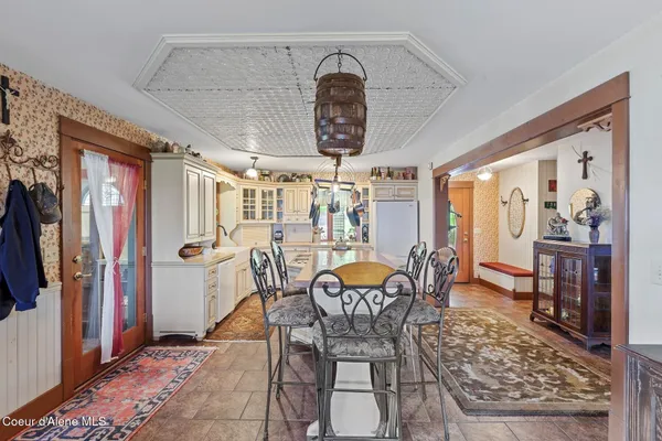 $949,000 | 3467 East Sunset Drive, Harrison, ID 83833