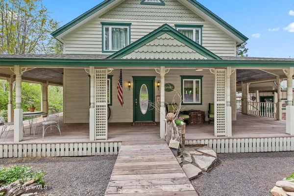 $949,000 | 3467 East Sunset Drive, Harrison, ID 83833