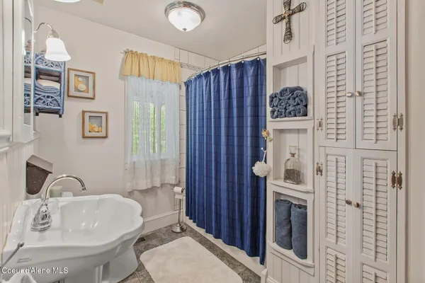 $949,000 | 3467 East Sunset Drive, Harrison, ID 83833