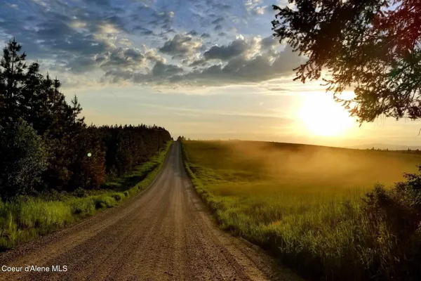 $949,000 | 3467 East Sunset Drive, Harrison, ID 83833