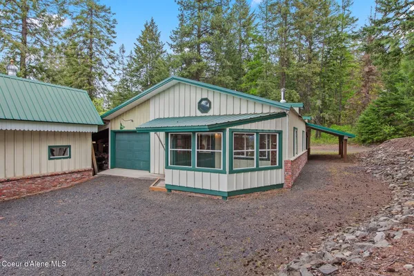 $949,000 | 3467 East Sunset Drive, Harrison, ID 83833