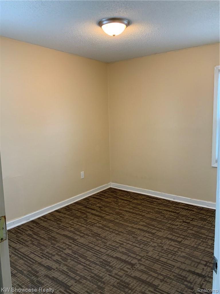 25645 Rosenbusch Boulevard Warren, MI 48089 - Photo 13 of 24 IMG_0135.JPG