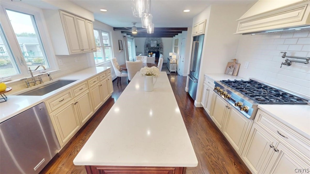 9389 Caughdenoy Road Clay, NY 13029 - Photo 18 of 47