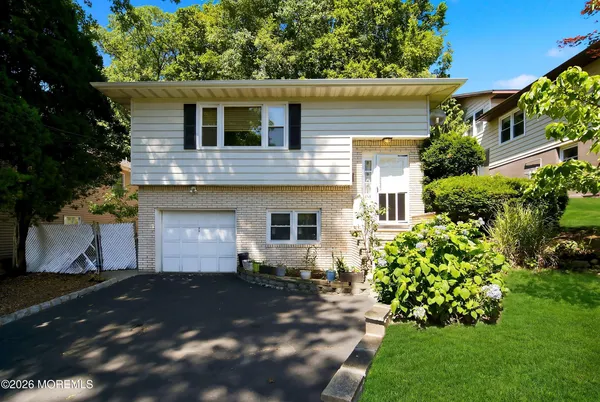 $649,000 | 444 West Lookout Avenue, Hackensack, NJ 07601