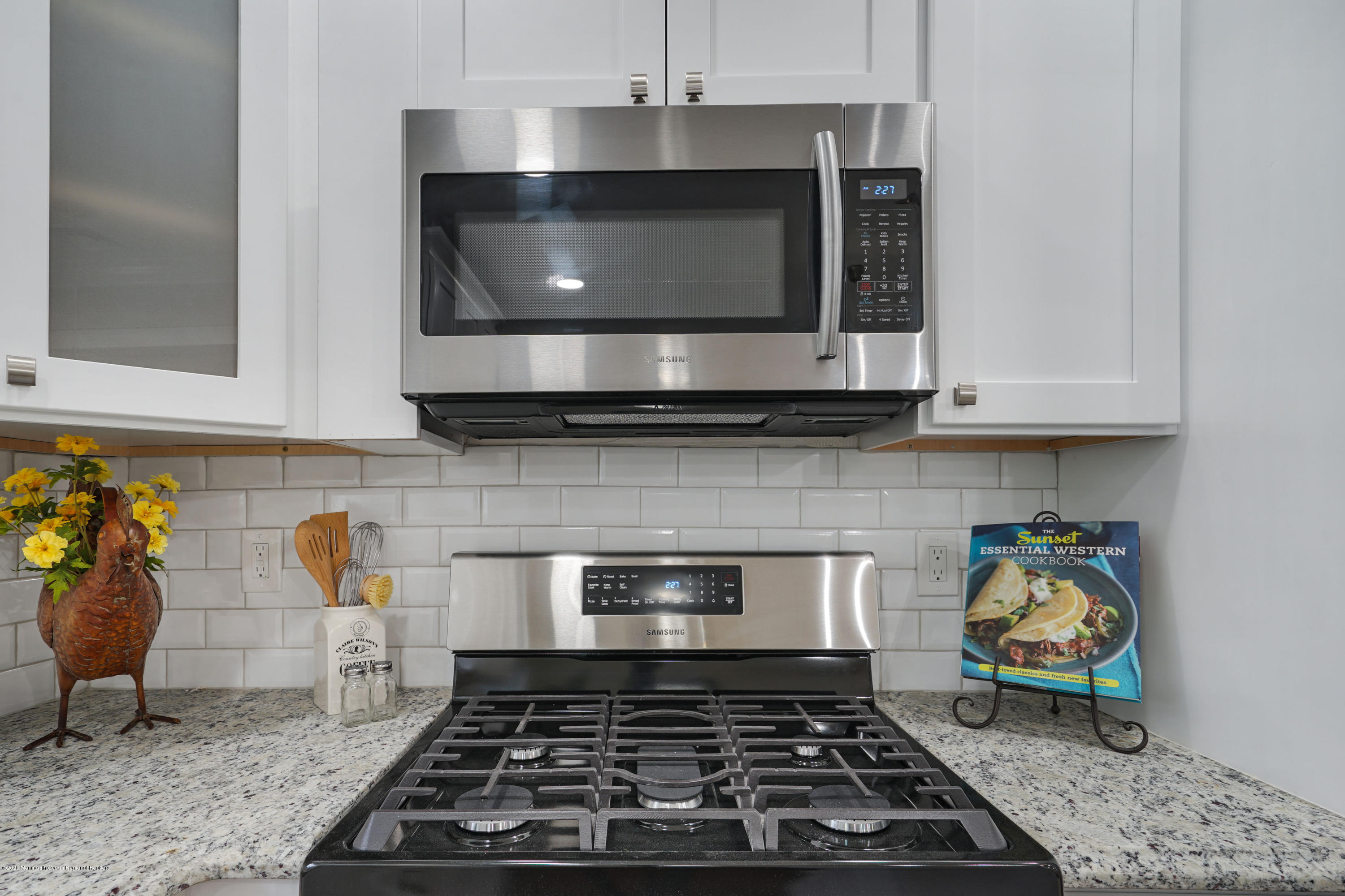 11 Keats Road Brick, NJ 08724 - Photo 14 of 35 Gas Cooking