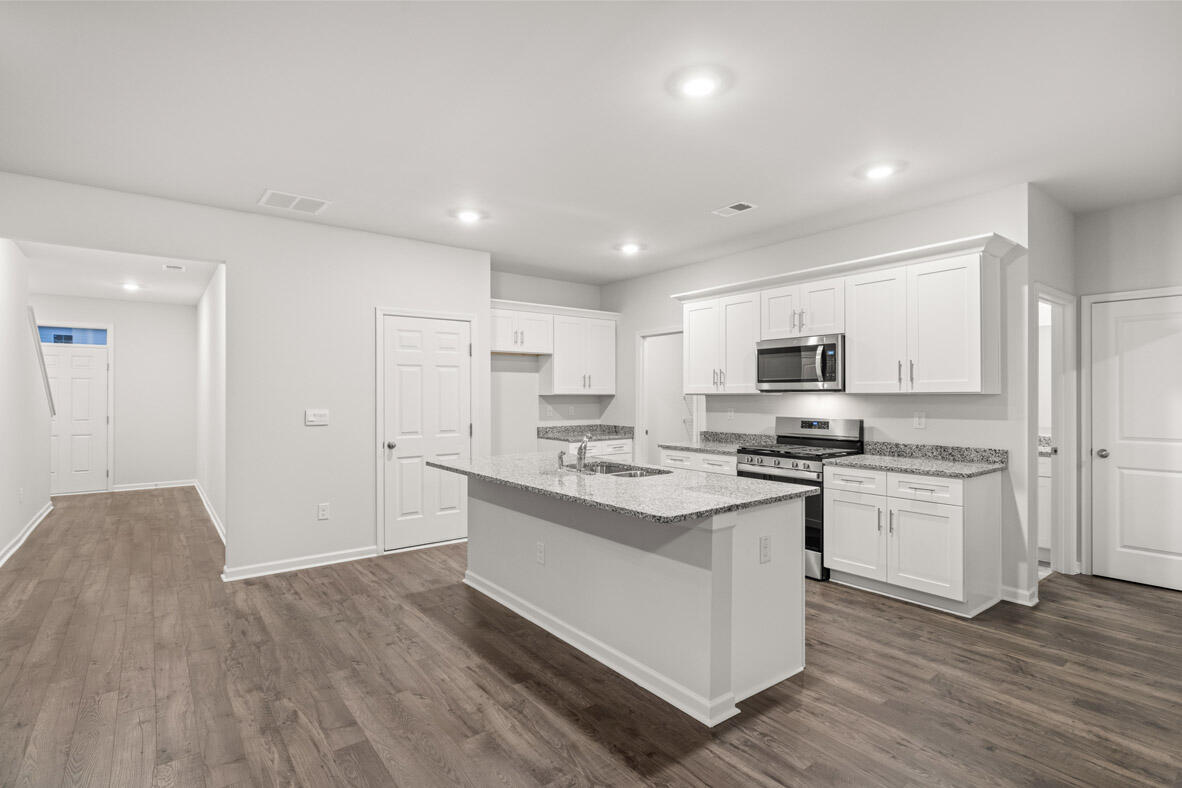 944 Raghorn Road Grovetown, GA 30813 - Photo 5 of 65 Kitchen