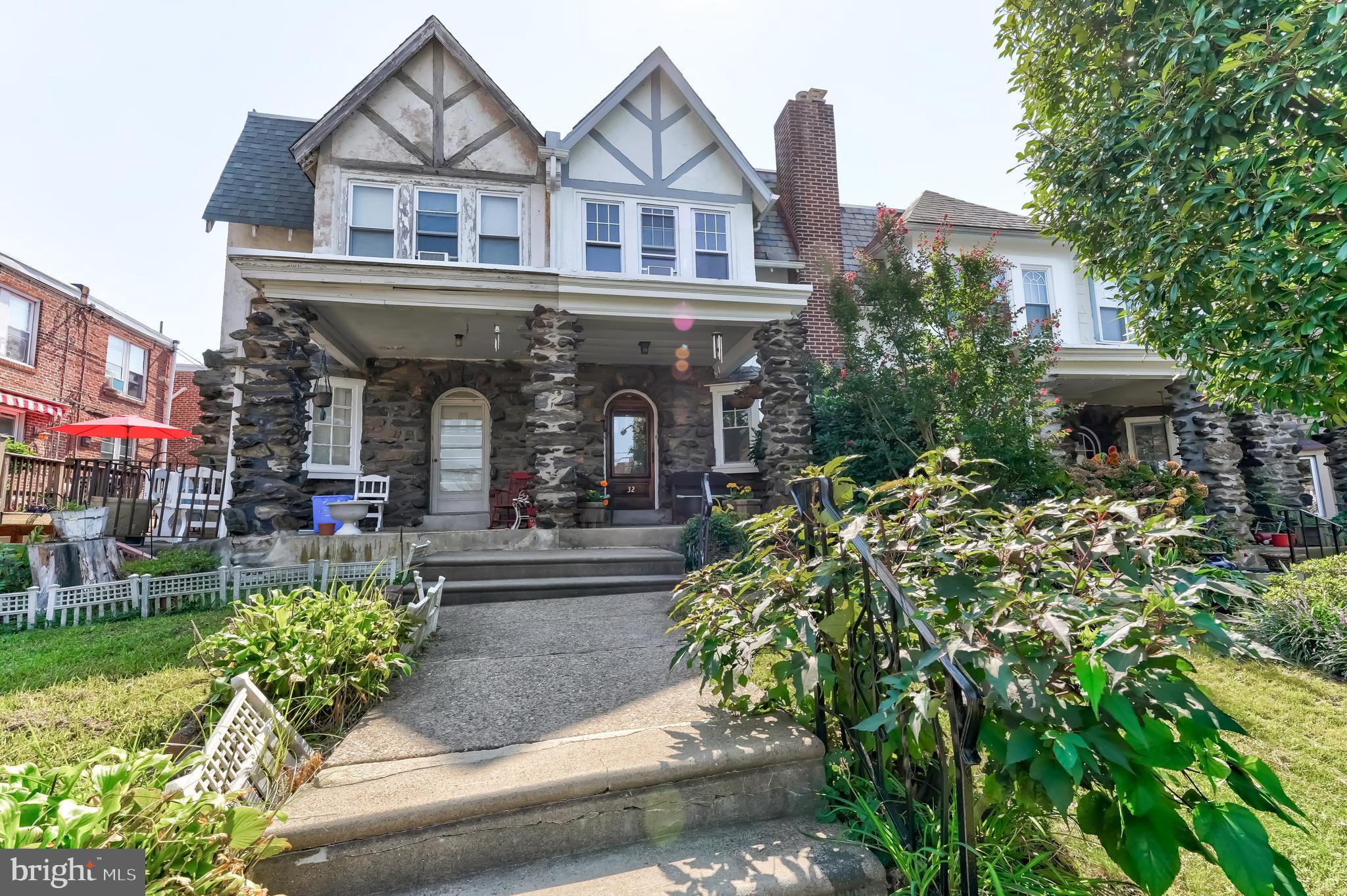 32 Roumfort Road Philadelphia, PA 19119 - Photo 2 of 39