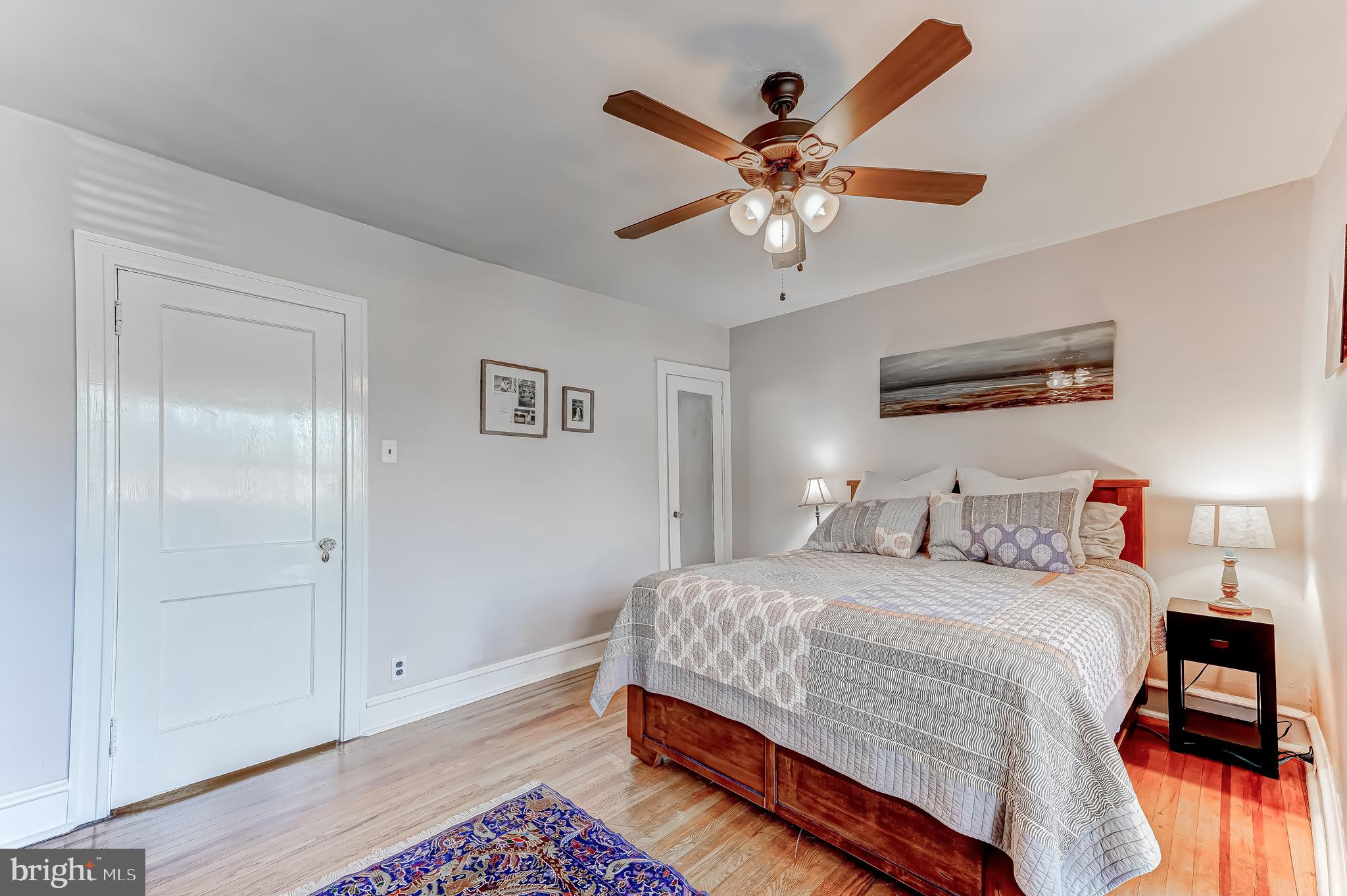 32 Roumfort Road Philadelphia, PA 19119 - Photo 16 of 39