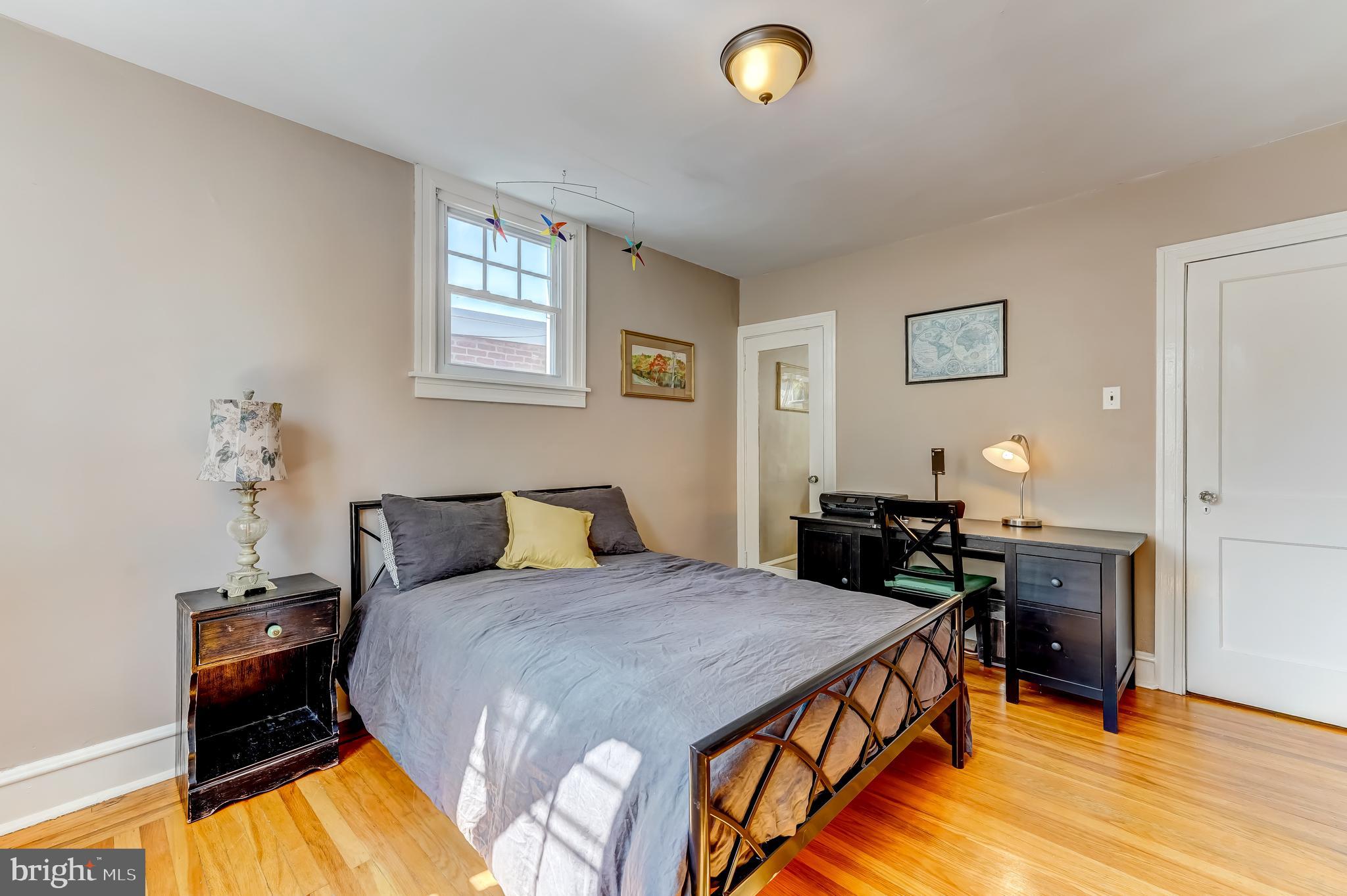 32 Roumfort Road Philadelphia, PA 19119 - Photo 21 of 39