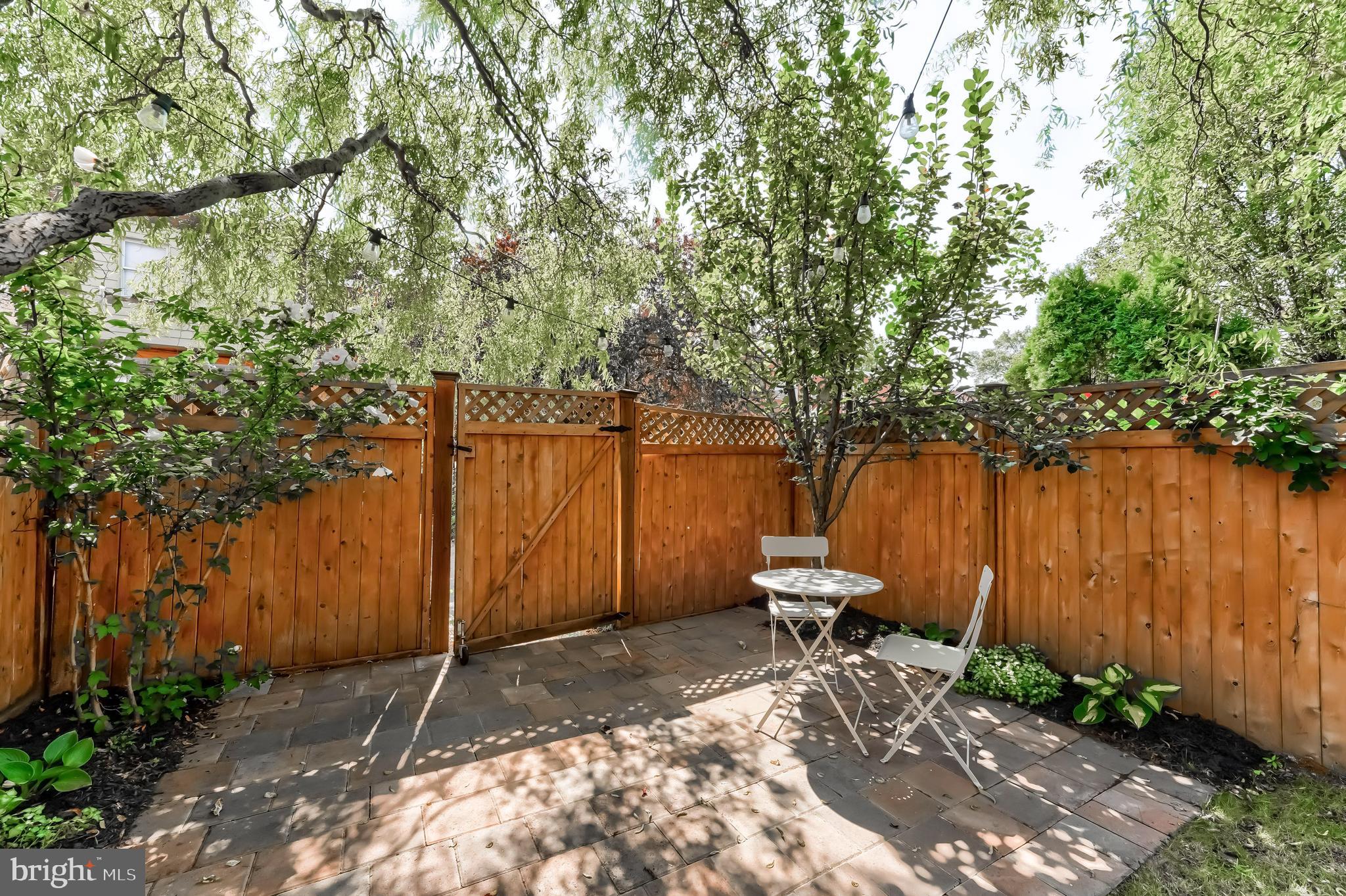 32 Roumfort Road Philadelphia, PA 19119 - Photo 34 of 39