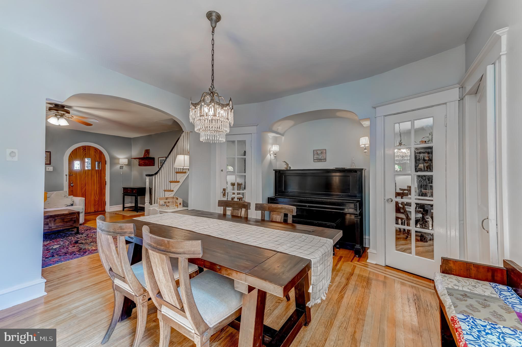 32 Roumfort Road Philadelphia, PA 19119 - Photo 9 of 39