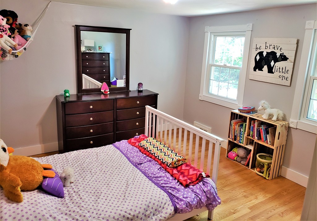 2402 Wilbraham Road Springfield, MA 01129 - Photo 6 of 9