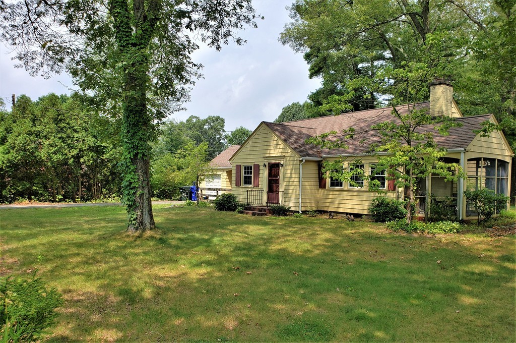 2402 Wilbraham Road Springfield, MA 01129 - Photo 8 of 9