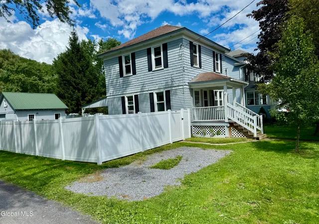 $200,000 | 194 Elm Street, Cobleskill, NY 12043