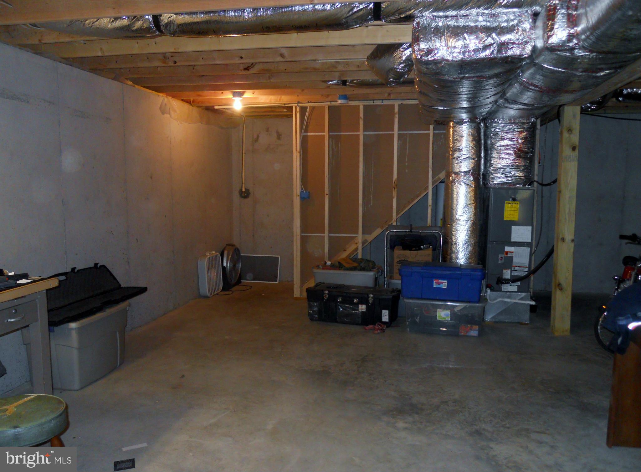 244 Fairview Church Road Gore, VA 22637 - Photo 28 of 30 a utility room with dryer and washer