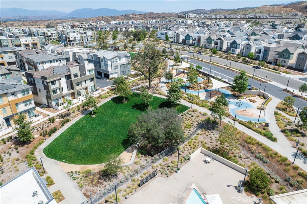 27510 Elderberry Drive Valencia, CA 91381 - Photo 58 of 60 a view of a city
