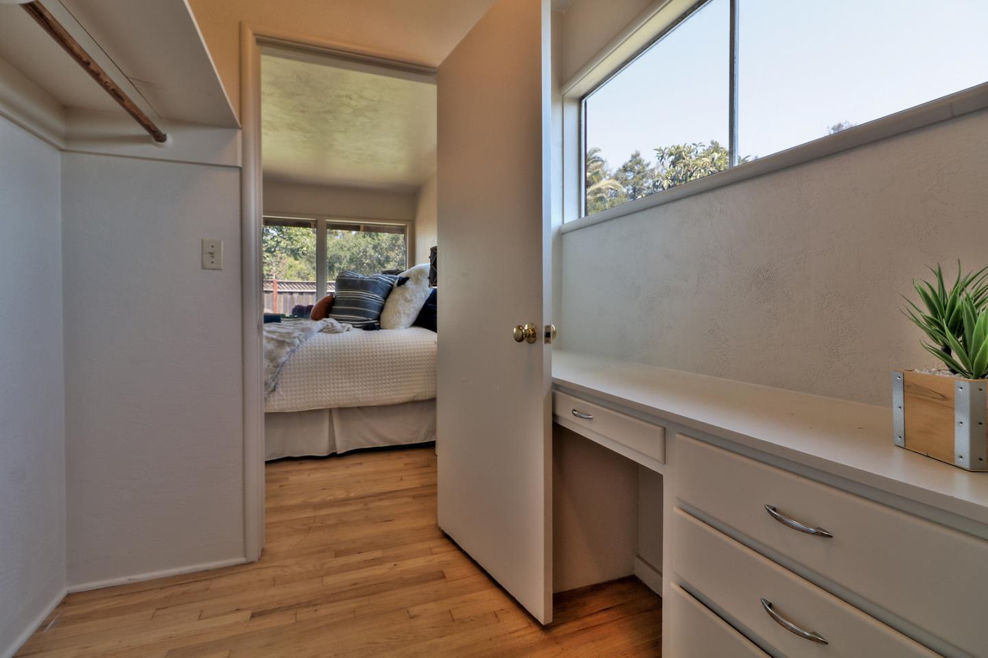 205 Meadow Road Santa Cruz, CA 95060 - Photo 19 of 26 Gallery Image 19