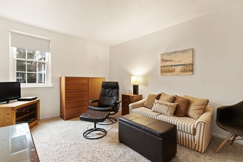 39 Christopher Drive, Unit B Stoughton, MA 02072 - Photo 12 of 28