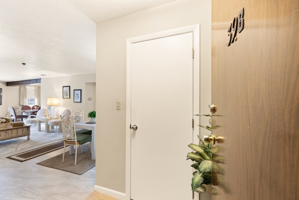 39 Christopher Drive, Unit B Stoughton, MA 02072 - Photo 2 of 28