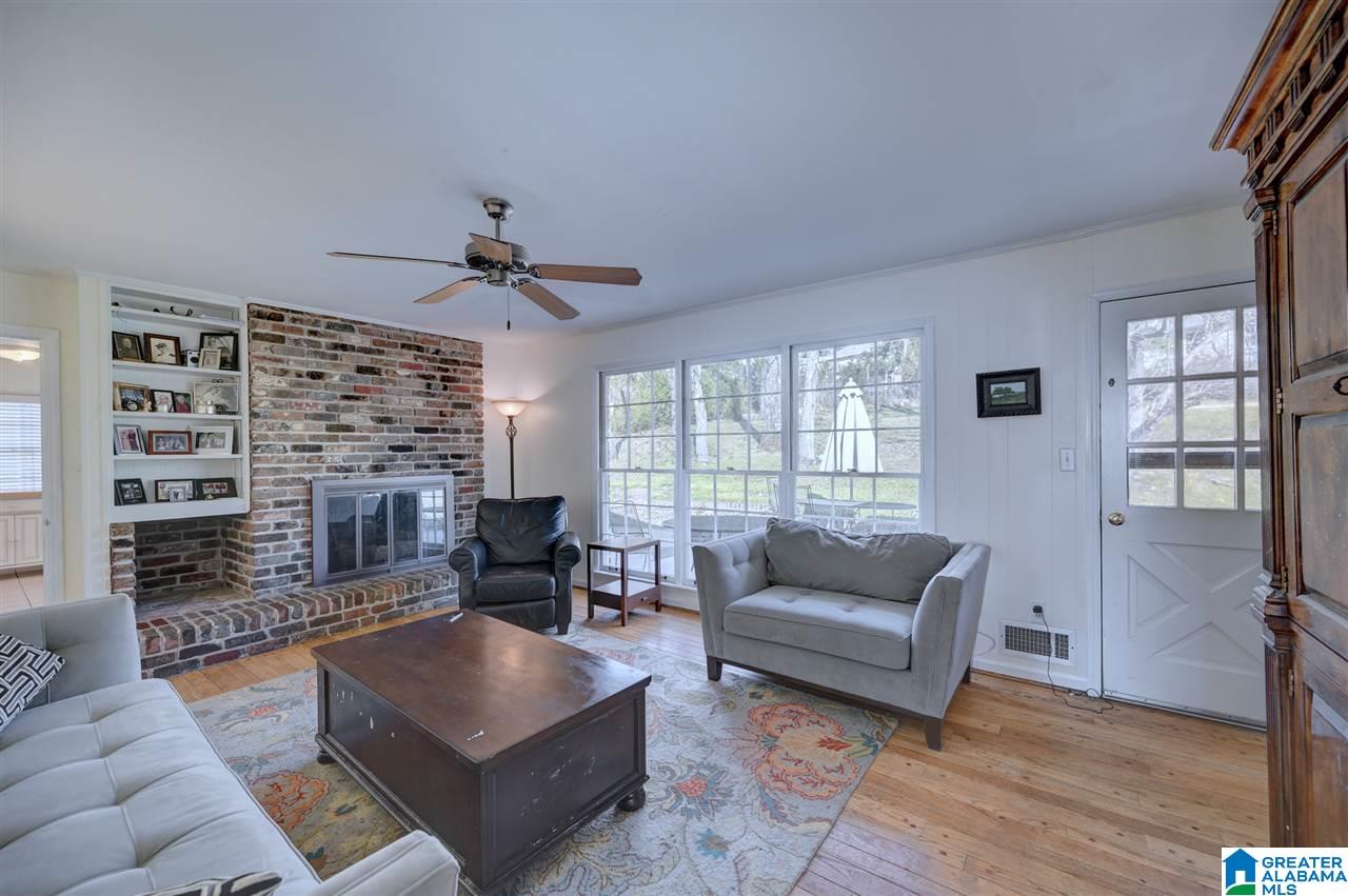 3656 Crestside Road Mountain Brook, AL 35223 - Photo 10 of 27