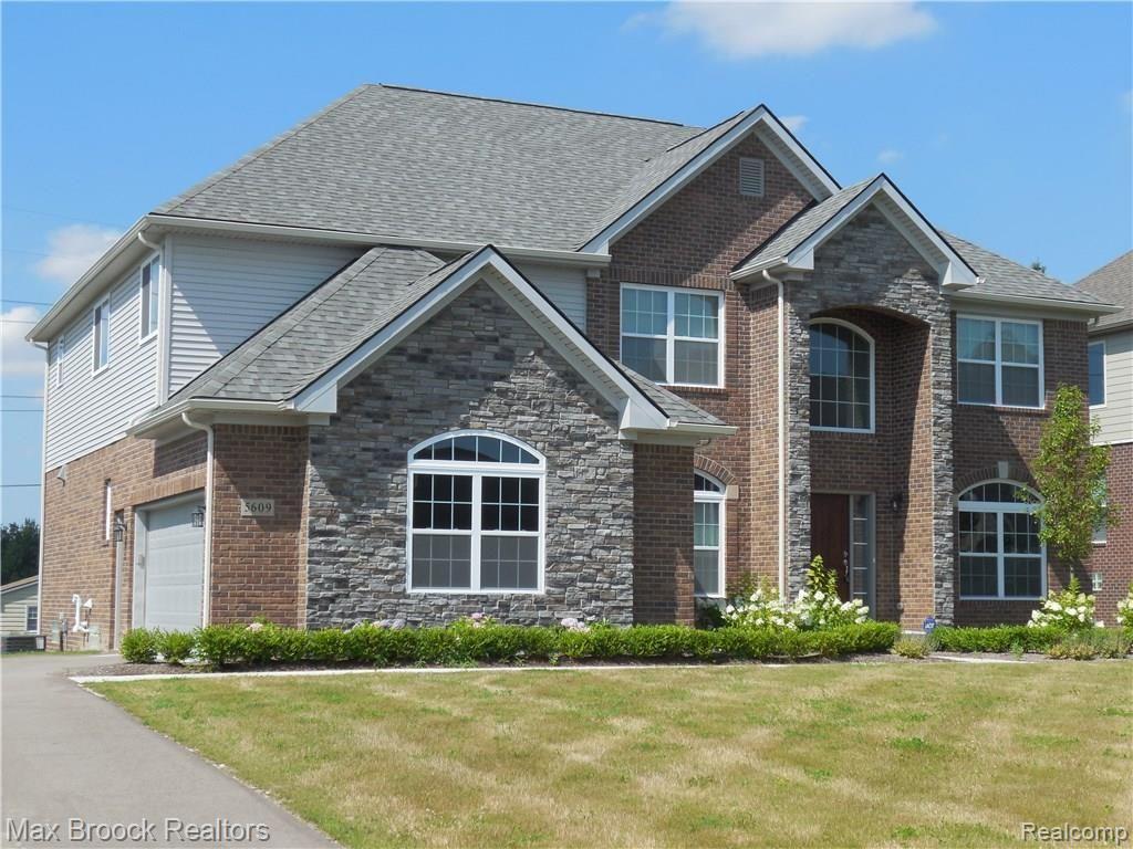 5609 Fox Ridge Drive Clarkston, MI 48348 - Photo 1 of 35 2017-07-18 15.06