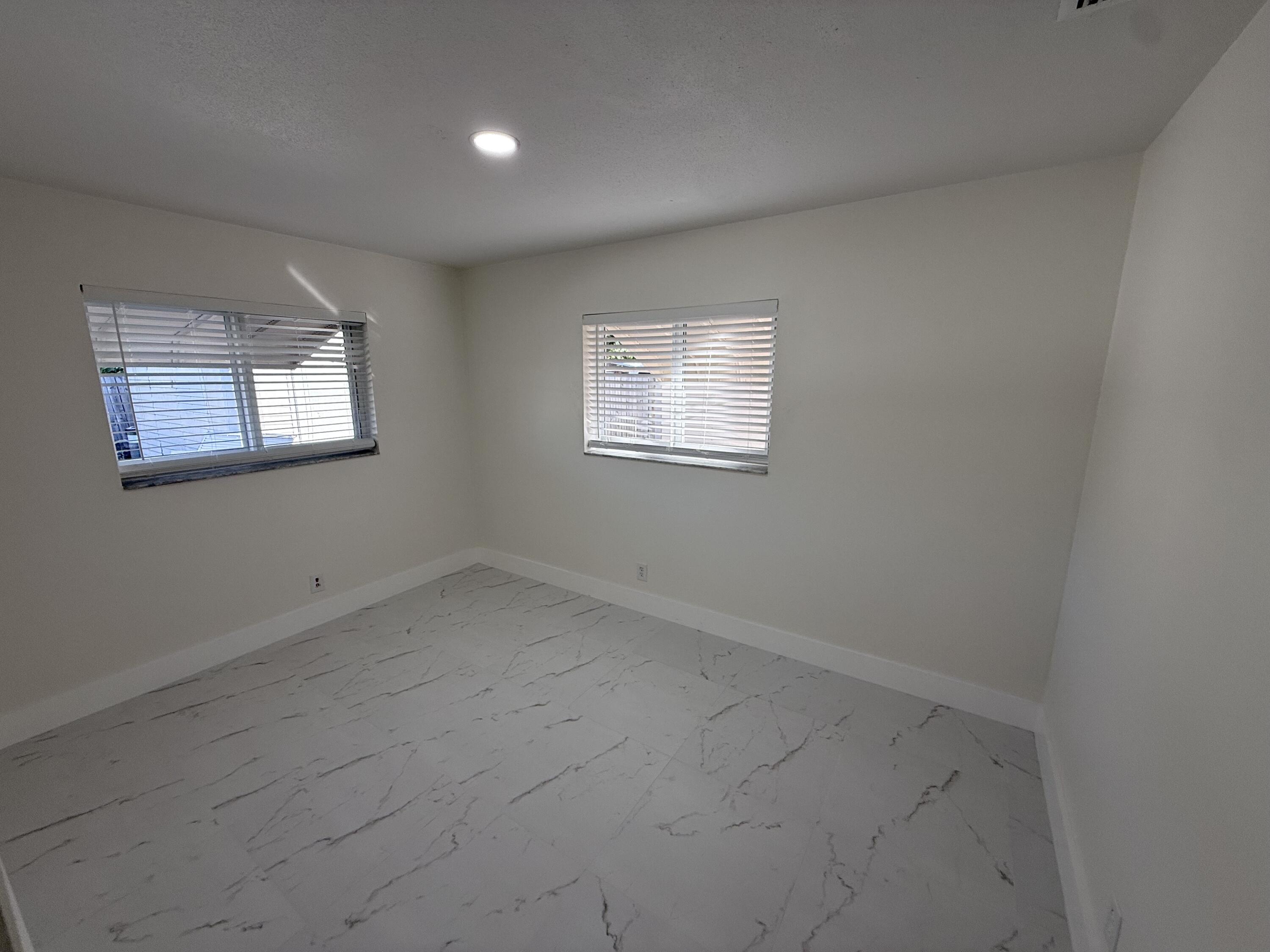 2550 Lakehaven Road West Palm Beach, FL 33415 - Photo 14 of 21 IMG_8151