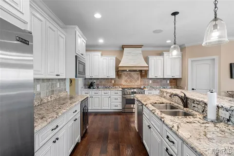 $875,000 | 4252 Napa View Lane, St. Charles, MO 63304