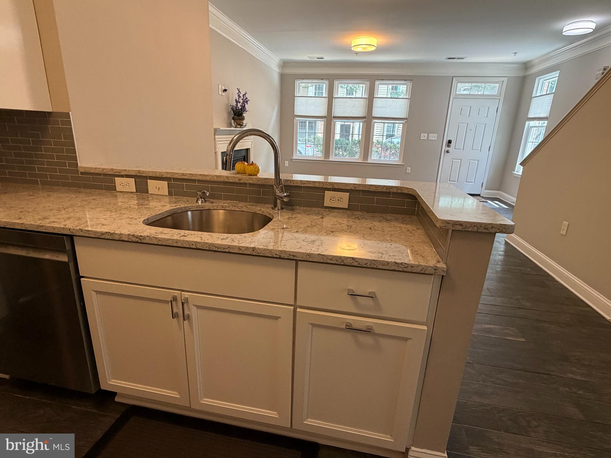 123 Bucksfield Road, Unit 123 Gaithersburg, MD 20878 - Photo 5 of 26 Gallery Image 5