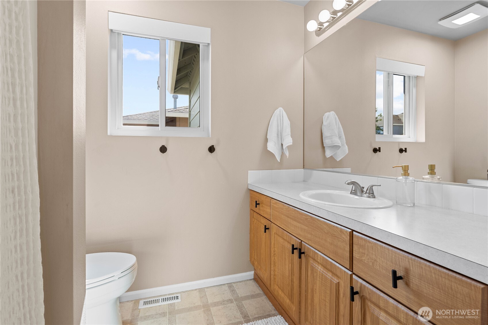 16850 164th Way Southeast Renton, WA 98058 - Photo 26 of 36 Gallery Image 26