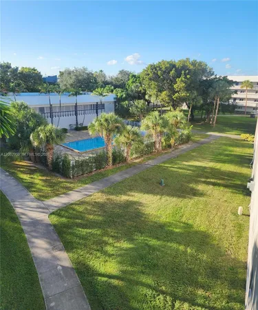$1,825 | 10820 Southwest 200th Drive, Unit 225, Cutler Bay, FL 33157