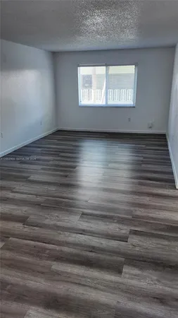 $1,825 | 10820 Southwest 200th Drive, Unit 225, Cutler Bay, FL 33157