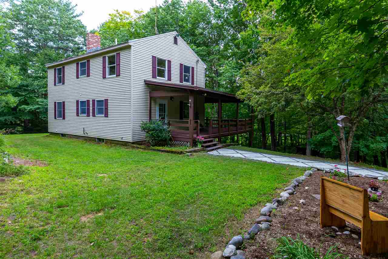 10 Bunker Hill Road New Boston, NH 03070 - Photo 1 of 34
